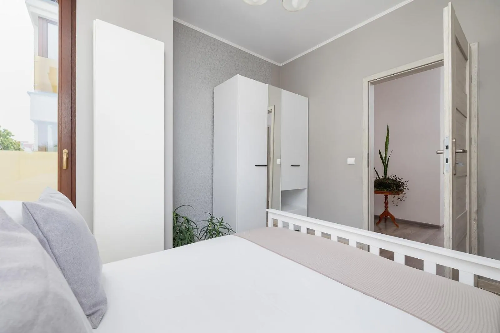 3 Bedroom Apartment With Balcony - Skawinska 18 كراكوفيا