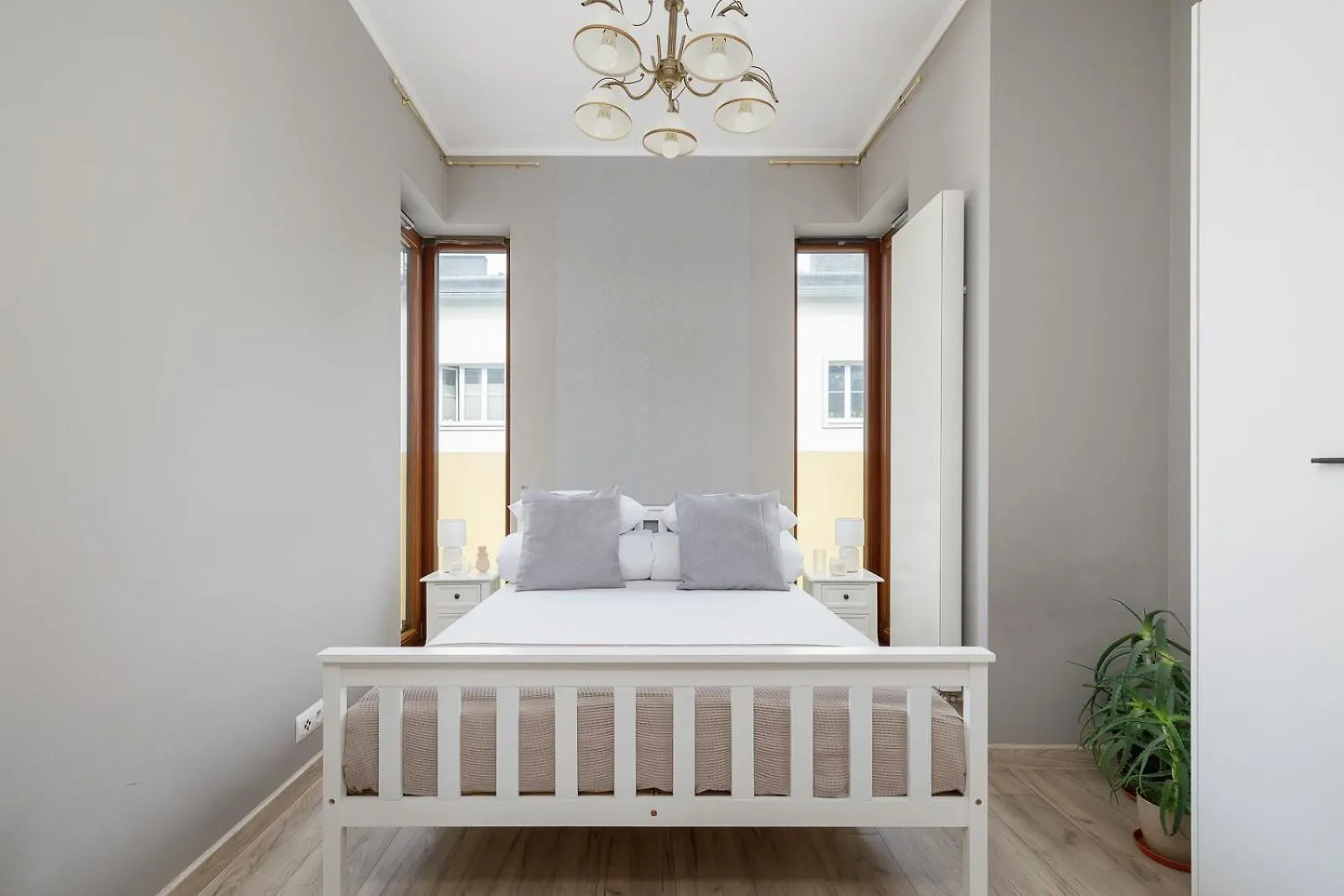 3 Bedroom Apartment With Balcony - Skawinska 18 Krakau Polen