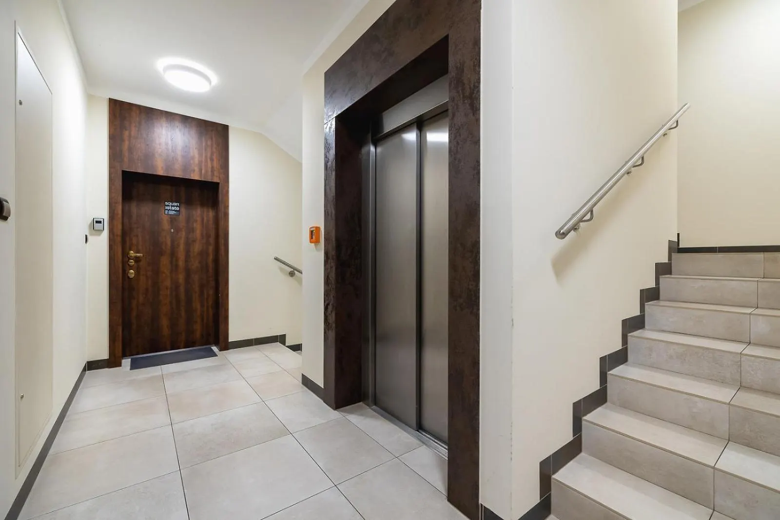 3 Bedroom Apartment With Balcony - Skawinska 18 Krakau