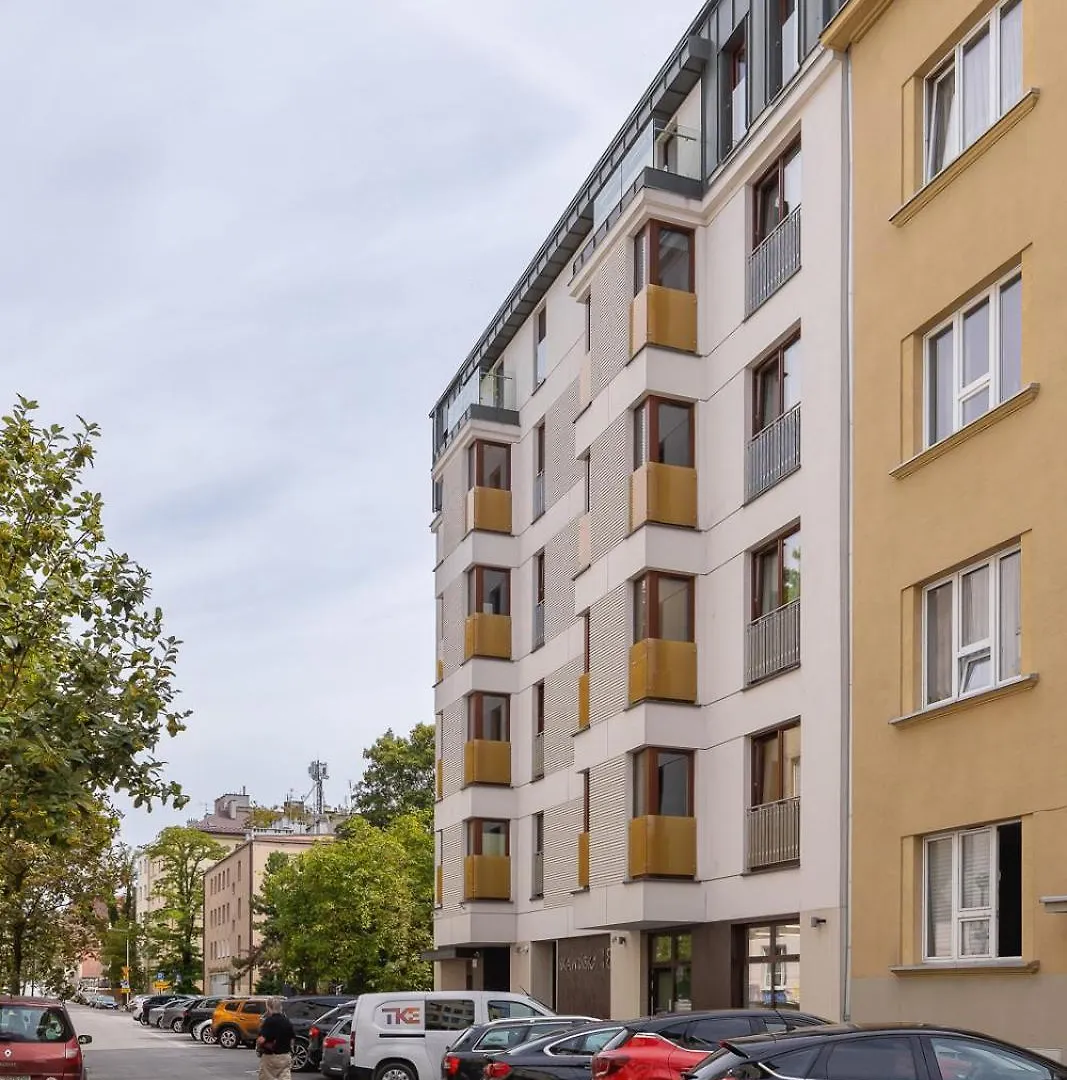 3 Bedroom Apartment With Balcony - Skawinska 18 Krakau